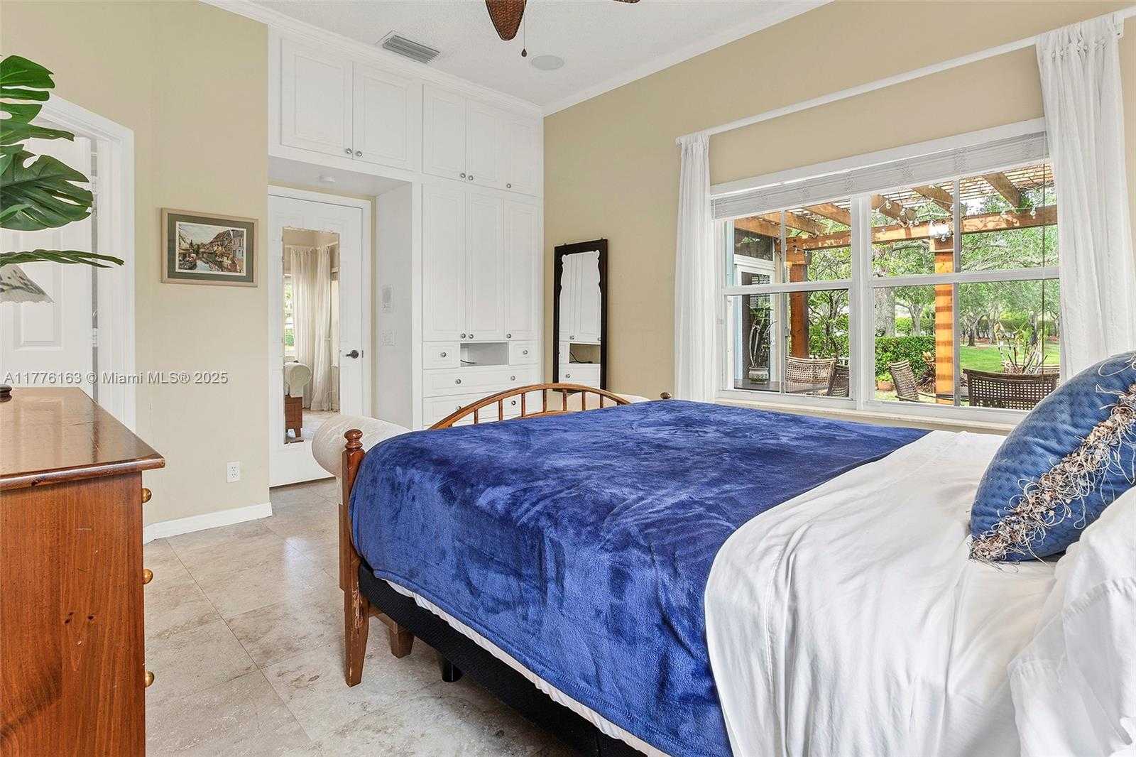 Small Image of 845 VISTA MEADOWS DR, Weston Number 27