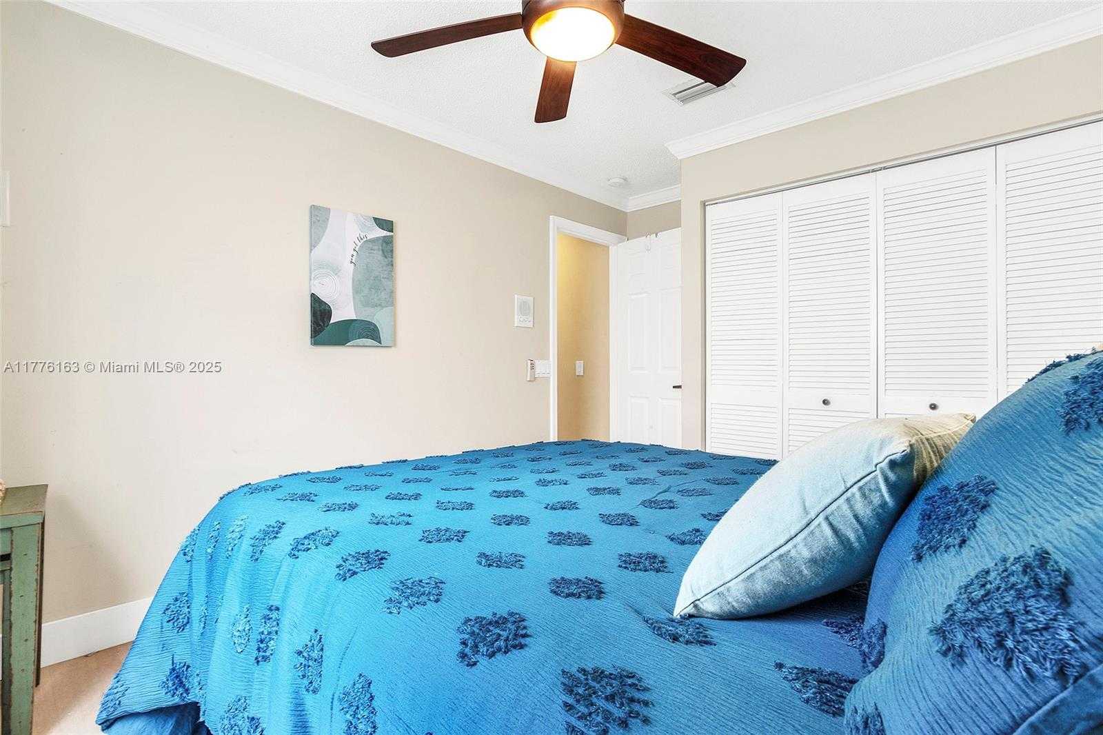 Small Image of 845 VISTA MEADOWS DR, Weston Number 38