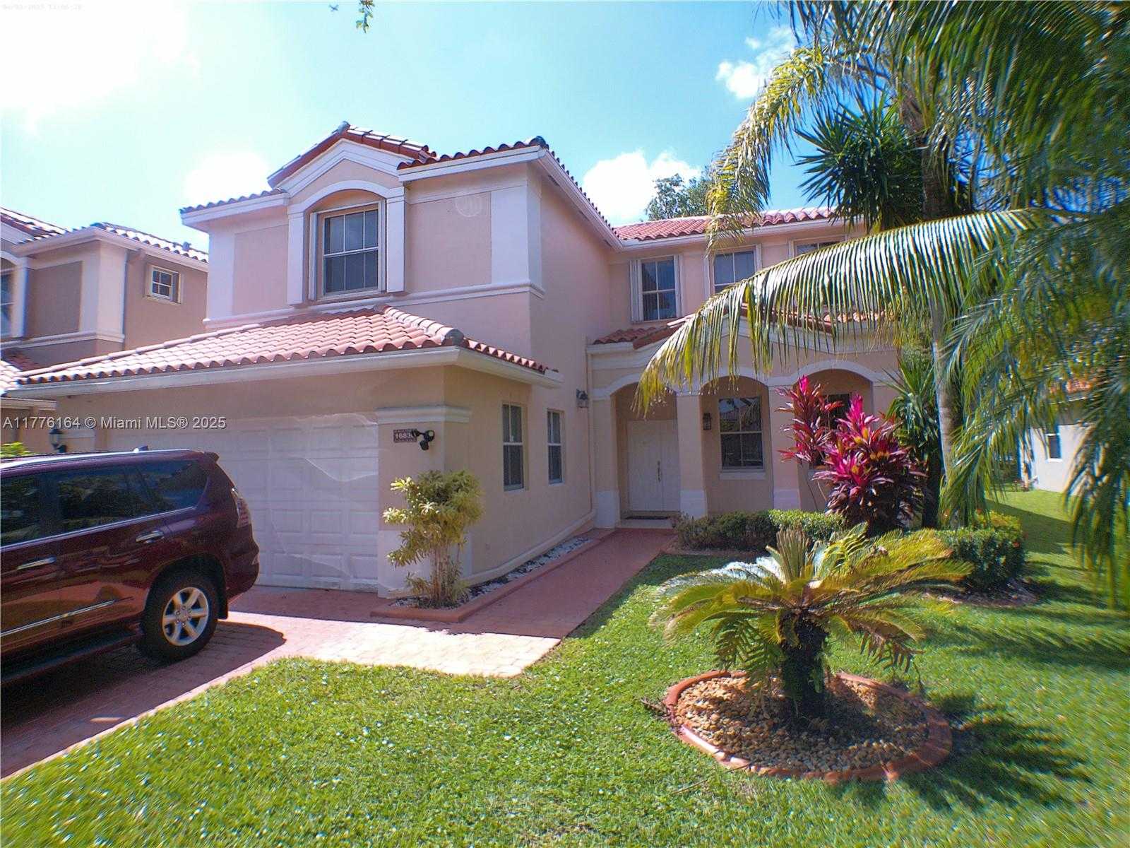 Small Image of 16830 SOUTH WEST 36TH CT, Miramar Number 2
