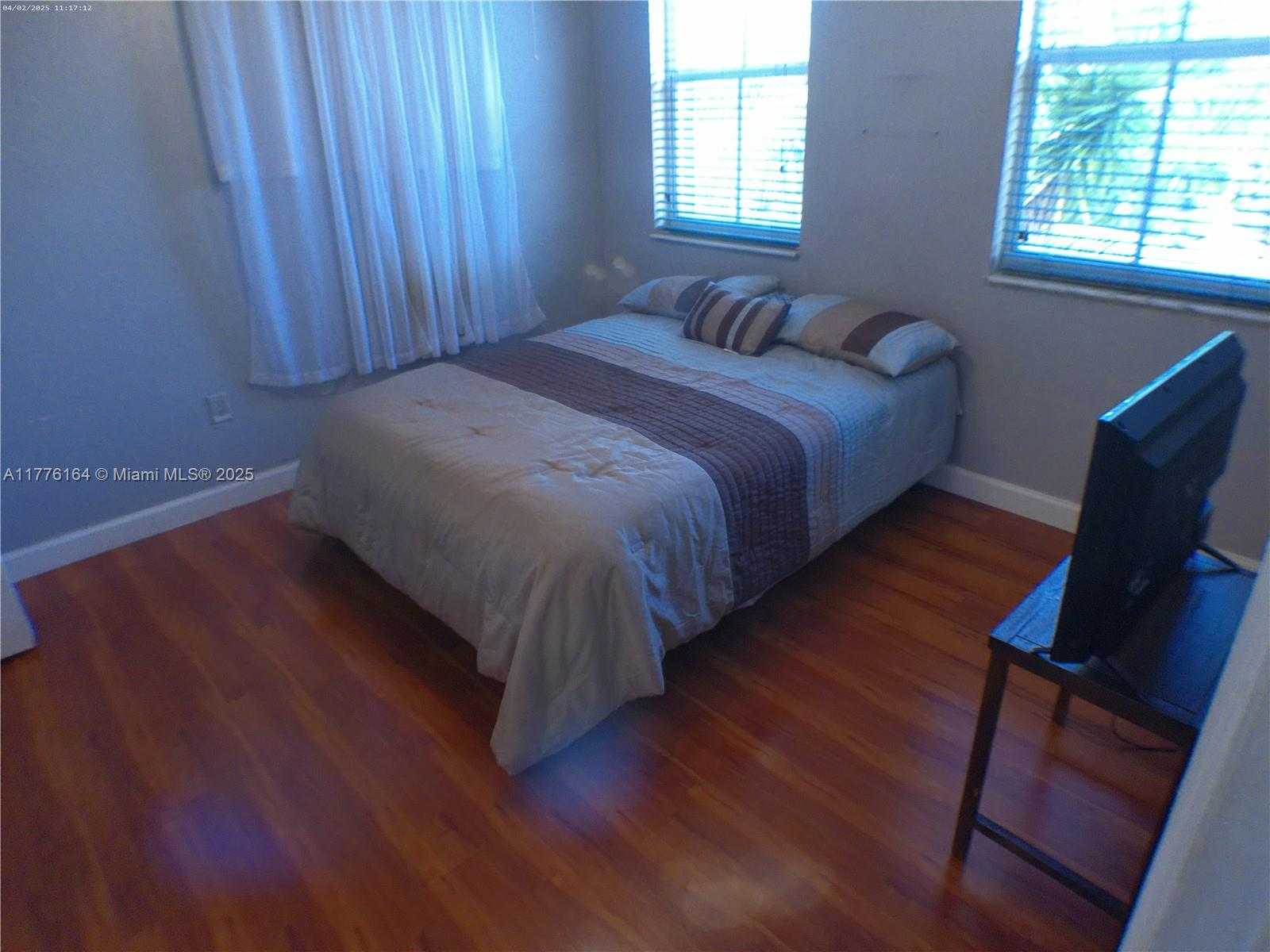 Small Image of 16830 SOUTH WEST 36TH CT, Miramar Number 24