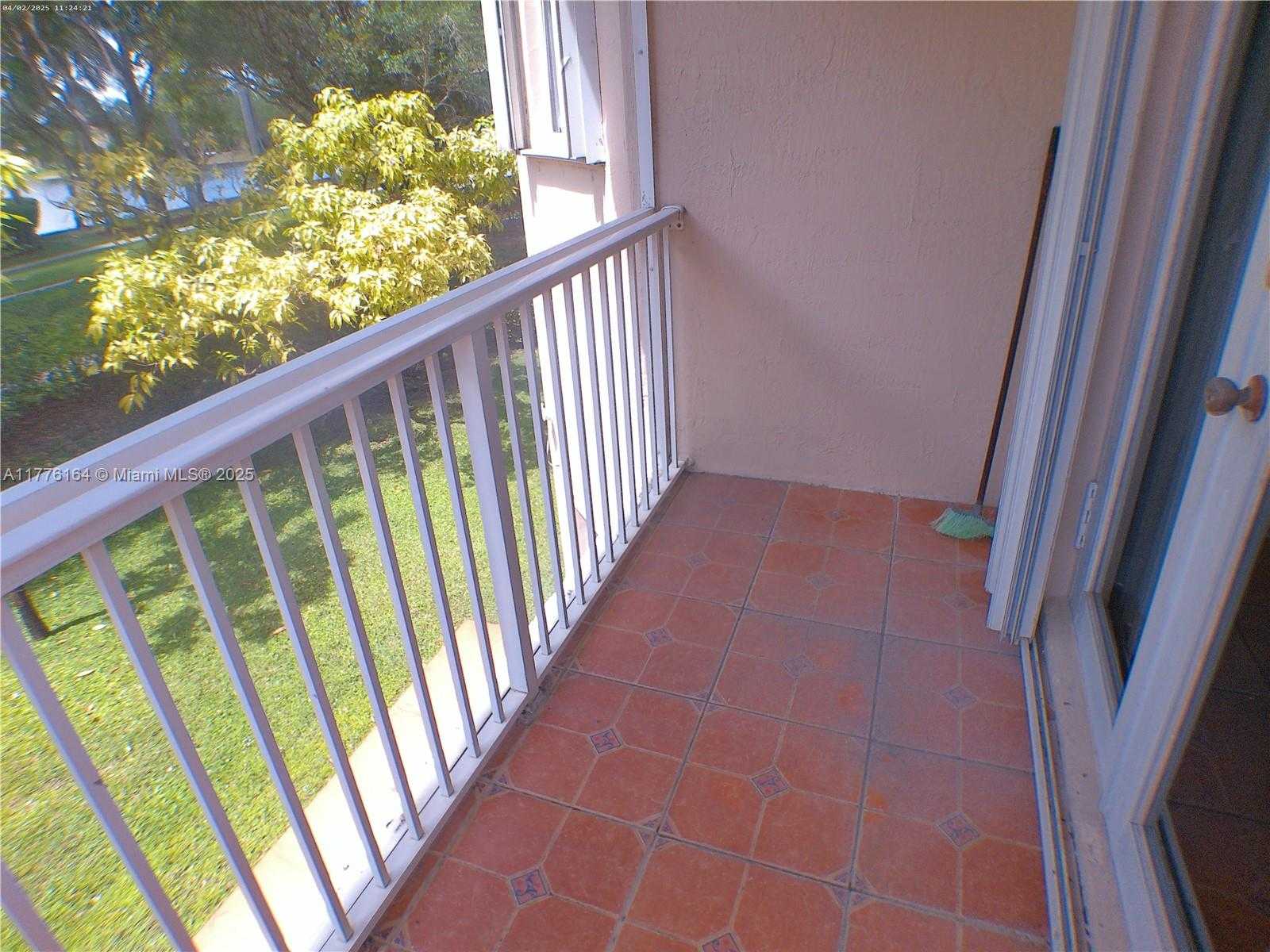 Small Image of 16830 SOUTH WEST 36TH CT, Miramar Number 31