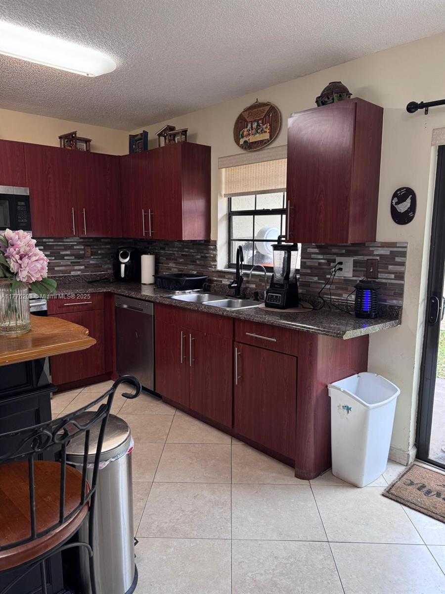 Small Image of 2370 NORTH WEST 122ND DR, Coral Springs Number 8