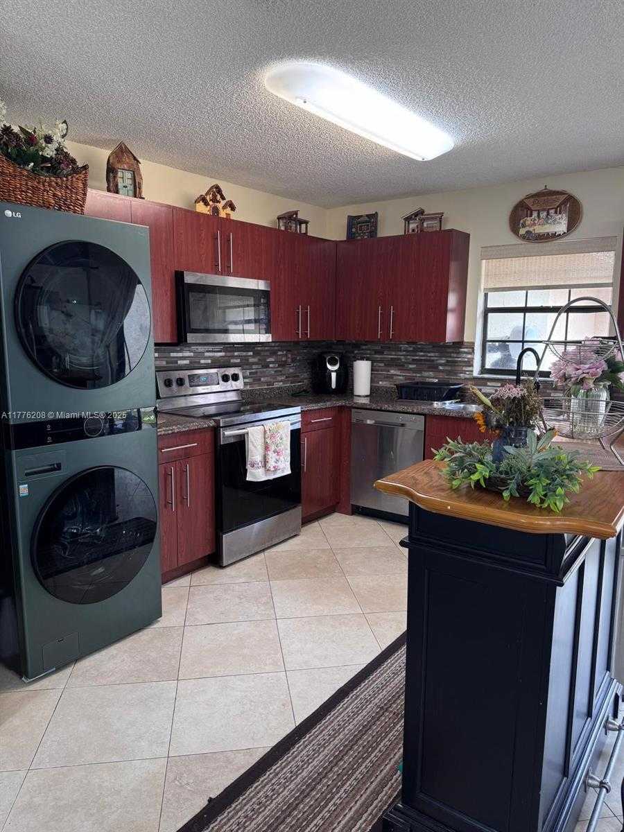 Small Image of 2370 NORTH WEST 122ND DR, Coral Springs Number 9