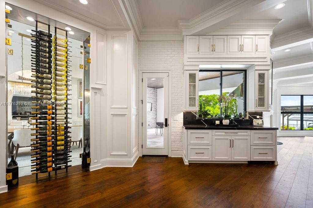 Small Image of 570 MANOR RD, MAITLAND, Winter Park Number 39