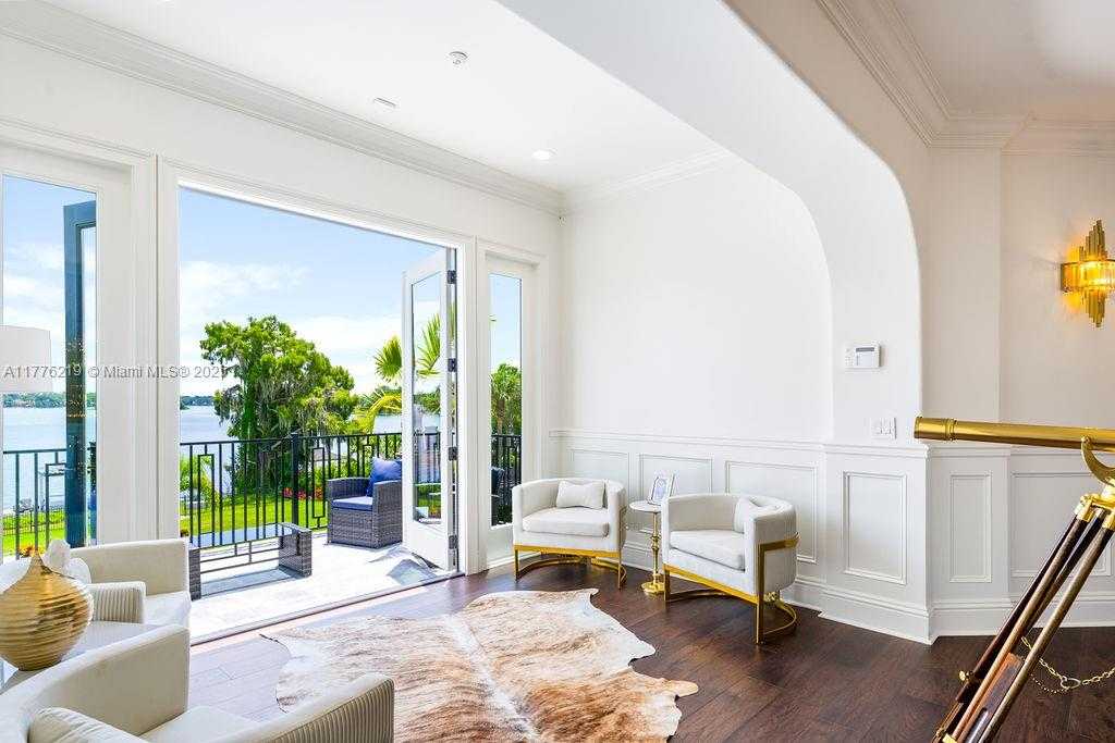 Small Image of 570 MANOR RD, MAITLAND, Winter Park Number 46