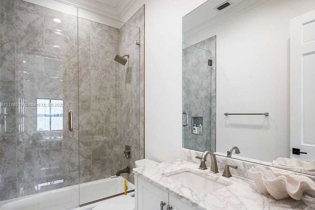 Small Image of 570 MANOR RD, MAITLAND, Winter Park Number 53