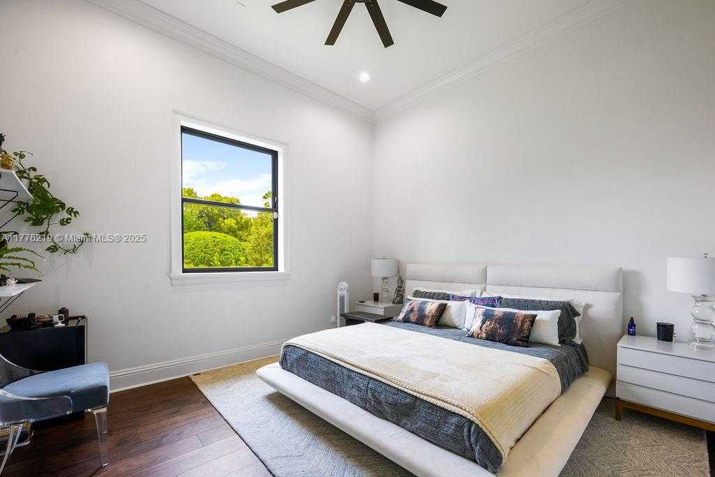 Small Image of 570 MANOR RD, MAITLAND, Winter Park Number 55