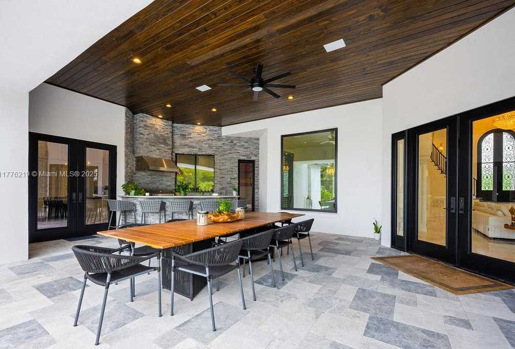 Small Image of 570 MANOR RD, MAITLAND, Winter Park Number 58