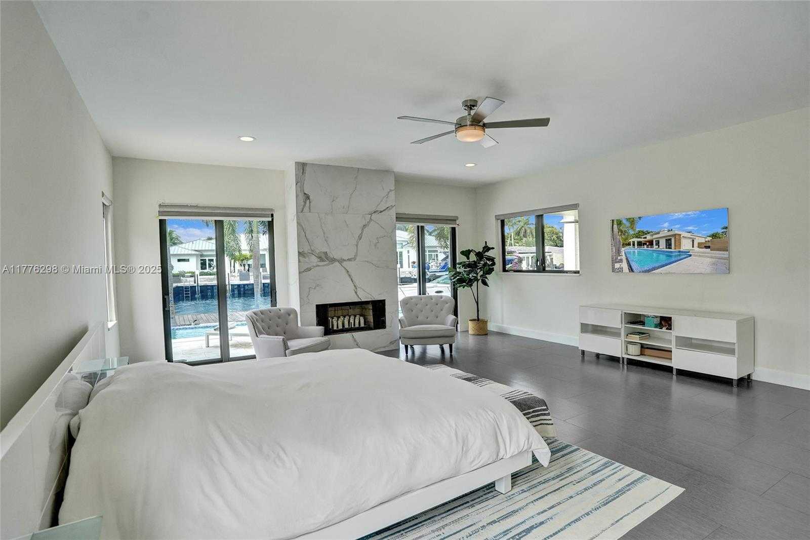 Small Image of 2340 AQUA VISTA BLVD, Fort Lauderdale Number 11