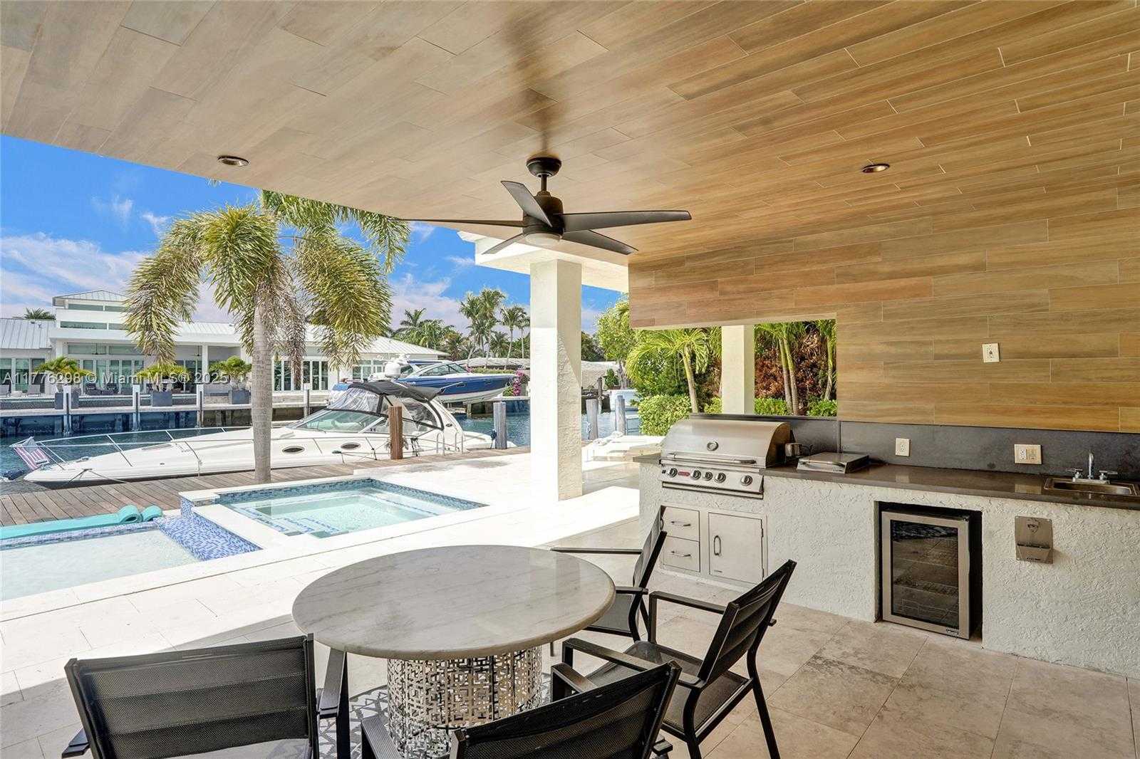 Small Image of 2340 AQUA VISTA BLVD, Fort Lauderdale Number 24
