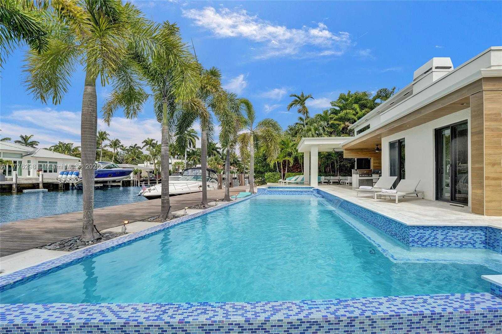 Small Image of 2340 AQUA VISTA BLVD, Fort Lauderdale Number 31