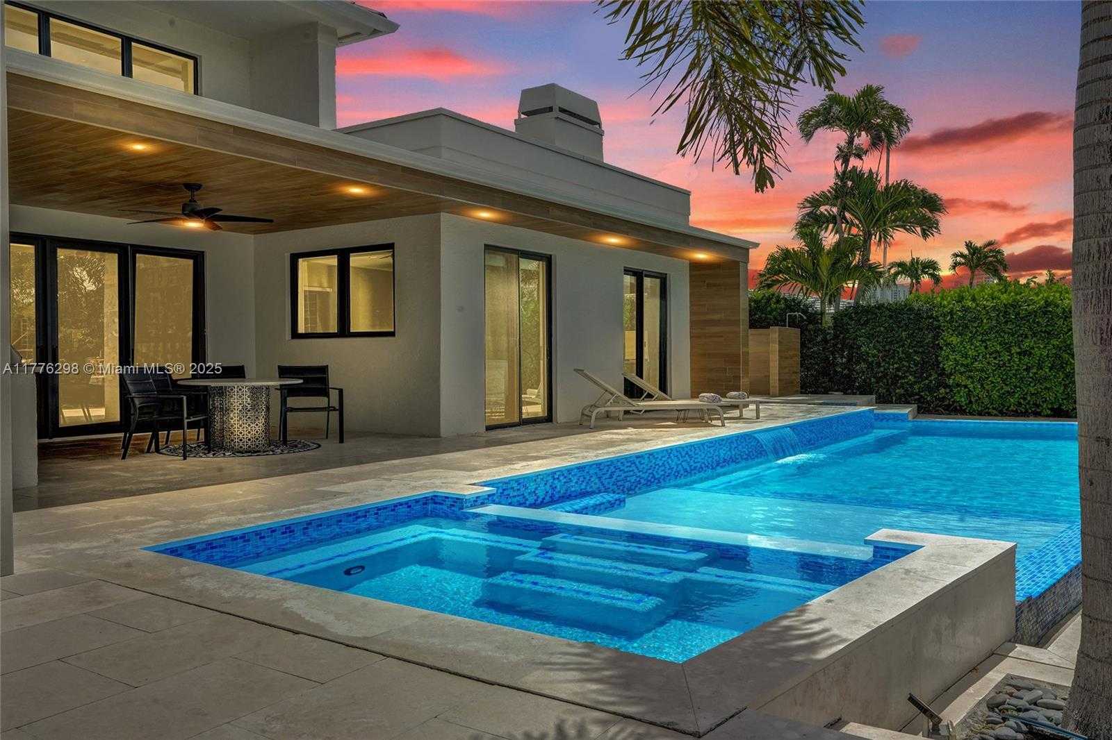 Small Image of 2340 AQUA VISTA BLVD, Fort Lauderdale Number 35