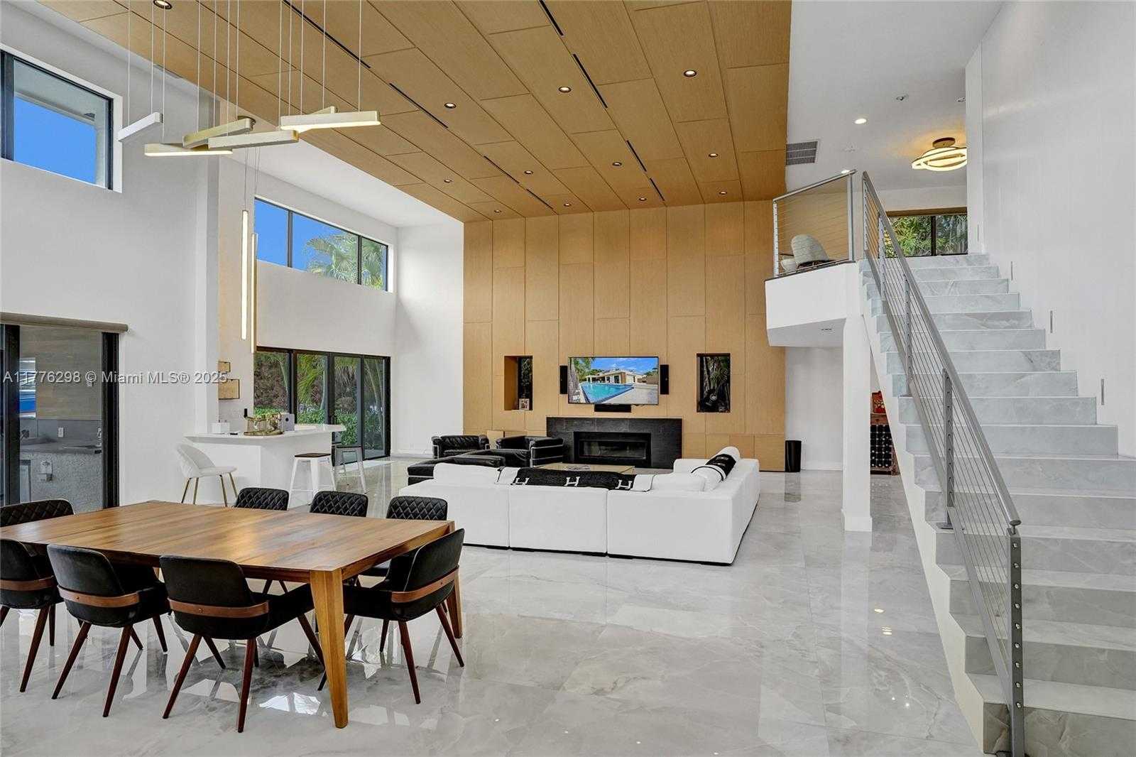 Small Image of 2340 AQUA VISTA BLVD, Fort Lauderdale Number 5