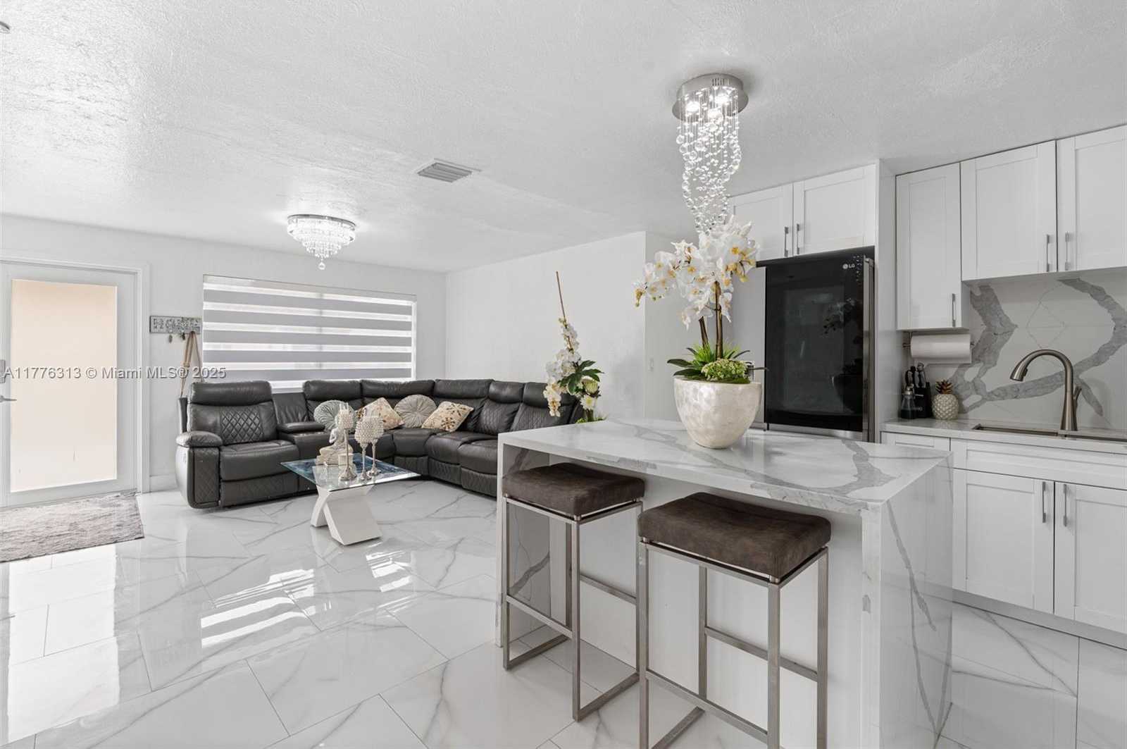 Small Image of 4814 SOUTH WEST 20TH ST, Fort Lauderdale Number 13