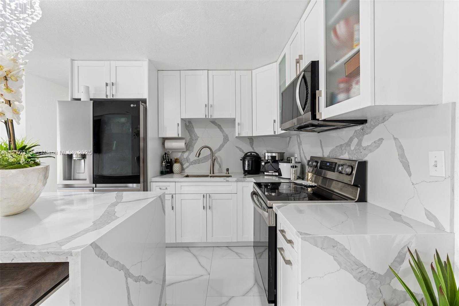 Small Image of 4814 SOUTH WEST 20TH ST, Fort Lauderdale Number 15