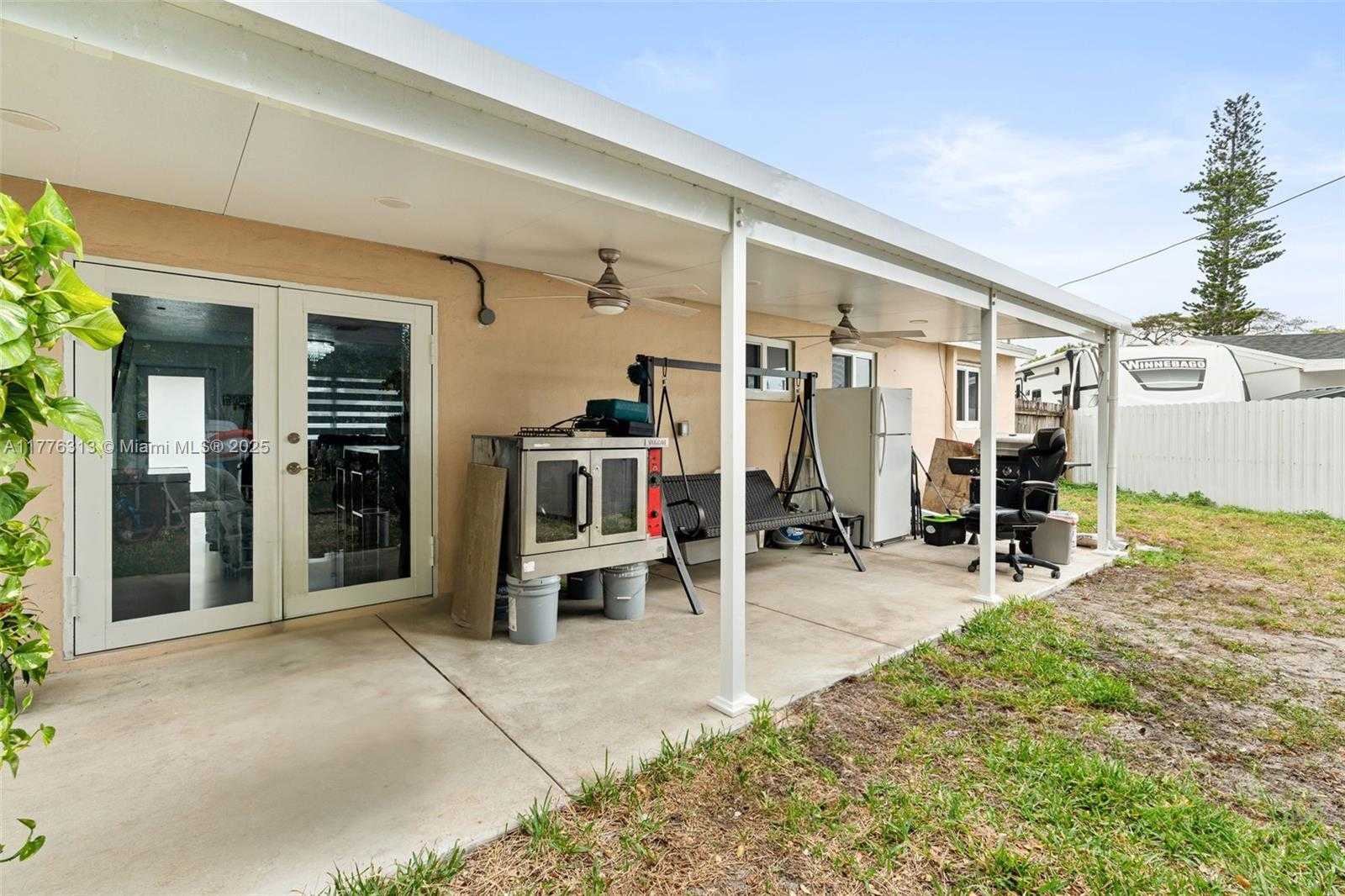 Small Image of 4814 SOUTH WEST 20TH ST, Fort Lauderdale Number 4
