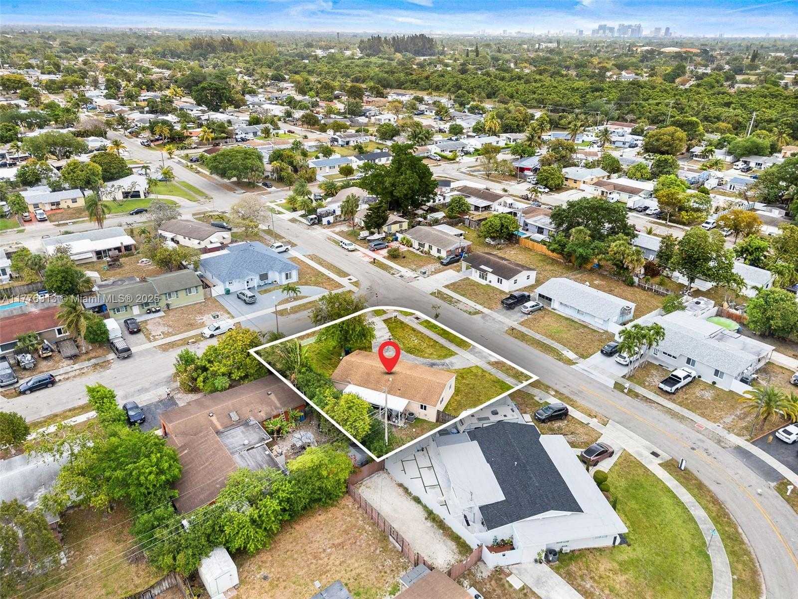 Small Image of 4814 SOUTH WEST 20TH ST, Fort Lauderdale Number 7