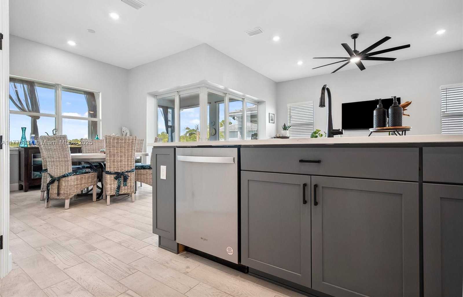 Small Image of 9734 SOUTH WEST MERIDIAN WAY, Stuart Number 11