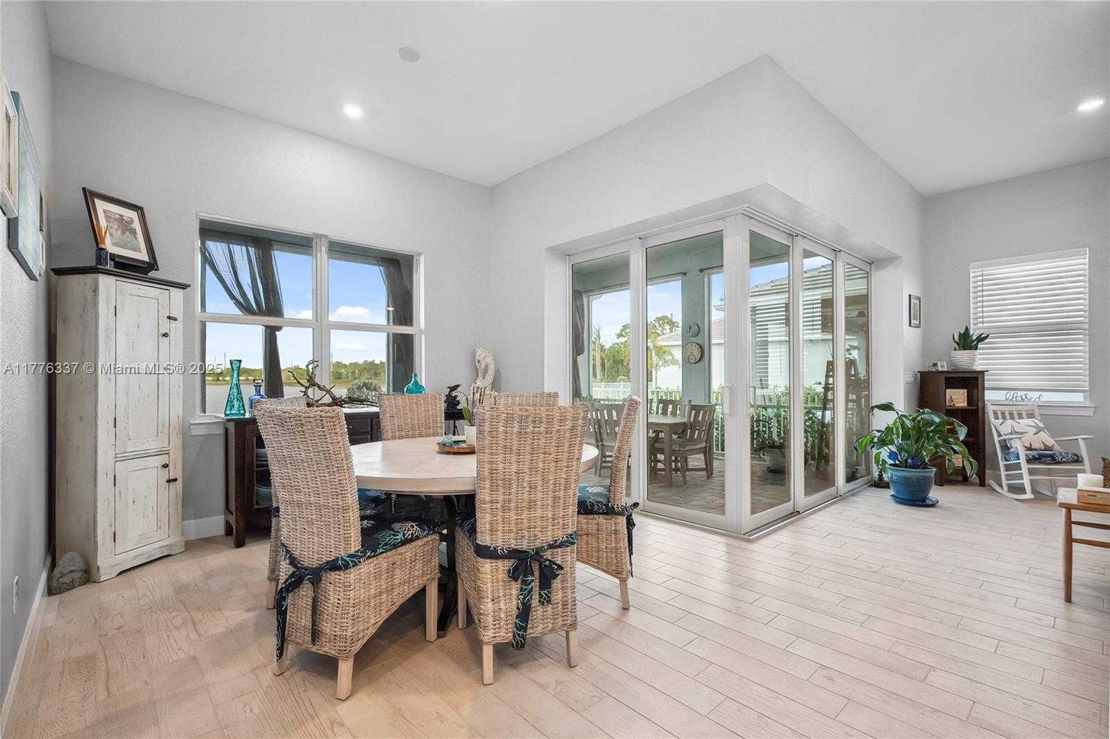 Small Image of 9734 SOUTH WEST MERIDIAN WAY, Stuart Number 13