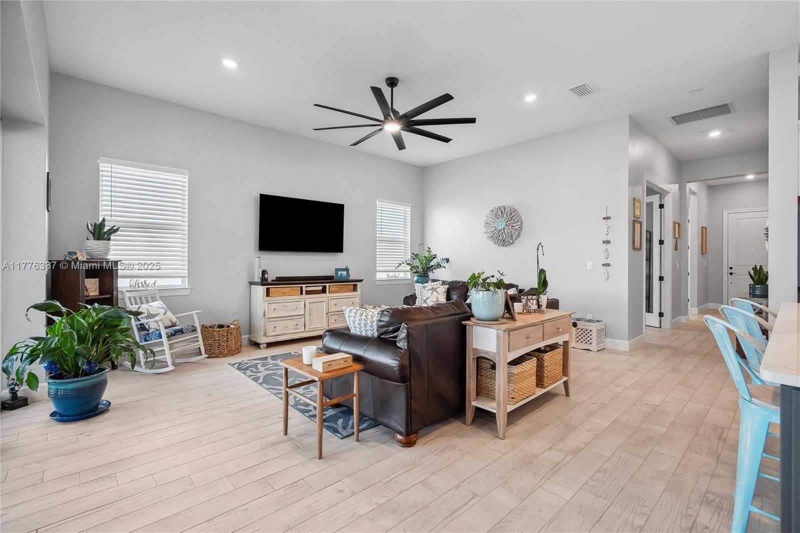 Small Image of 9734 SOUTH WEST MERIDIAN WAY, Stuart Number 14