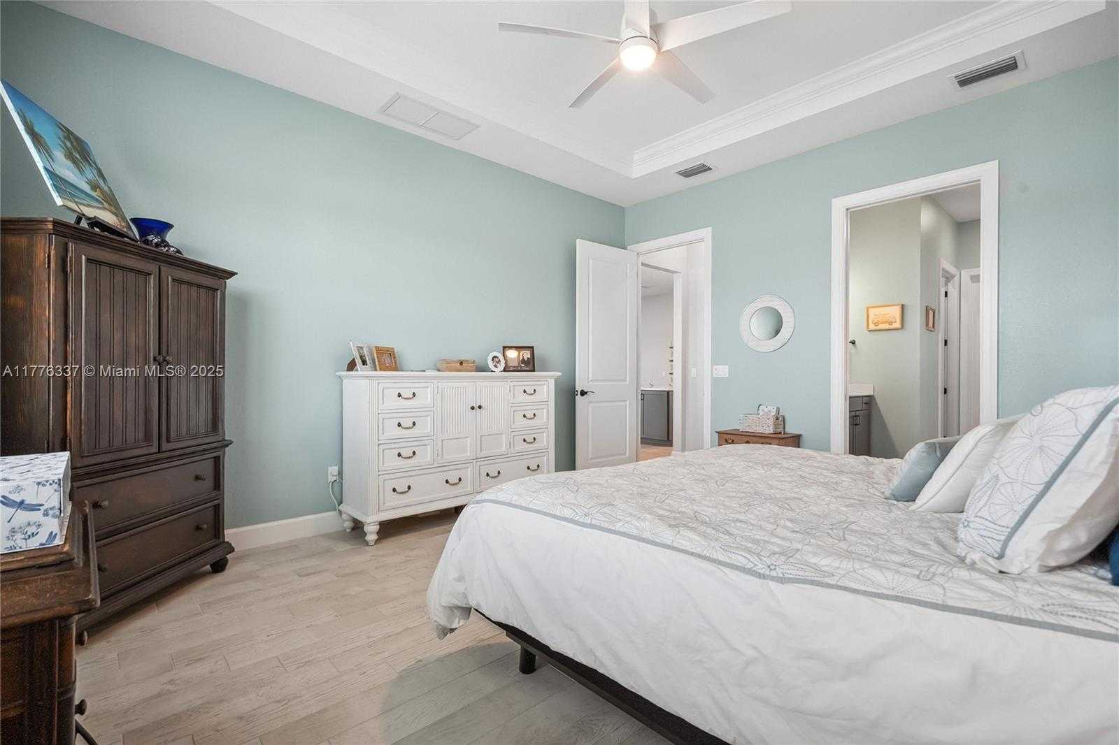 Small Image of 9734 SOUTH WEST MERIDIAN WAY, Stuart Number 19