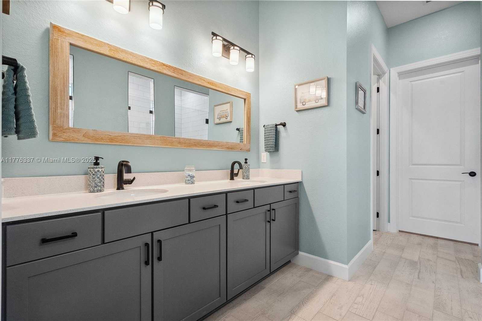 Small Image of 9734 SOUTH WEST MERIDIAN WAY, Stuart Number 21