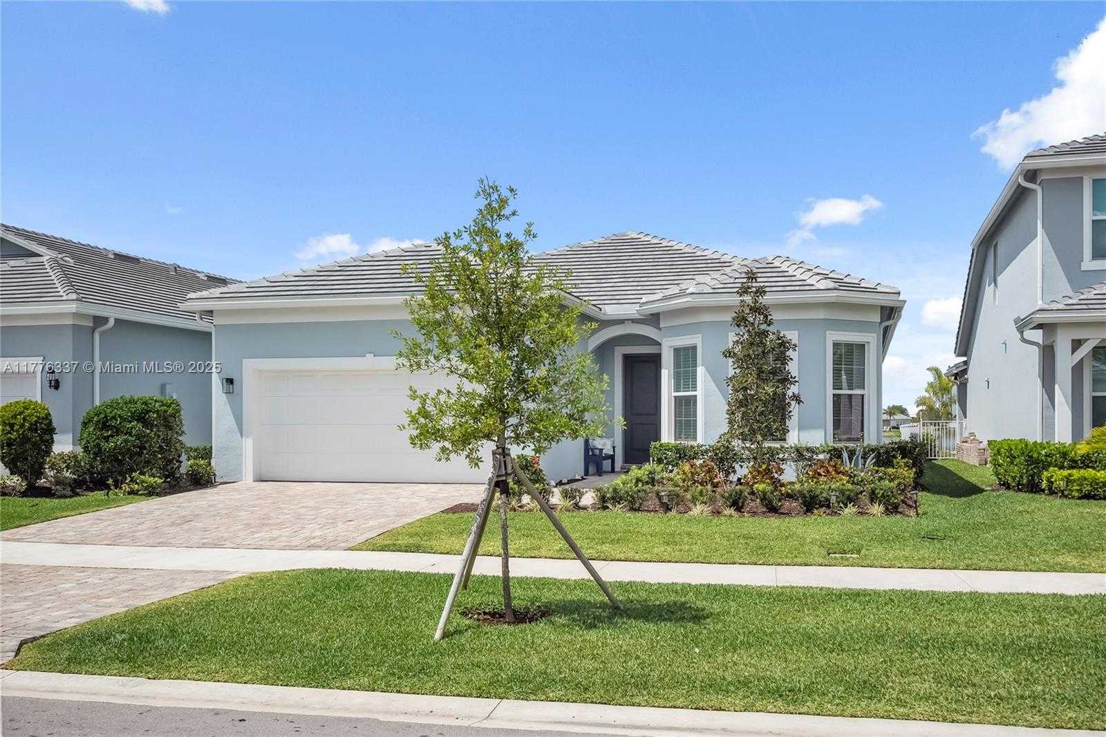 Small Image of 9734 SOUTH WEST MERIDIAN WAY, Stuart Number 3