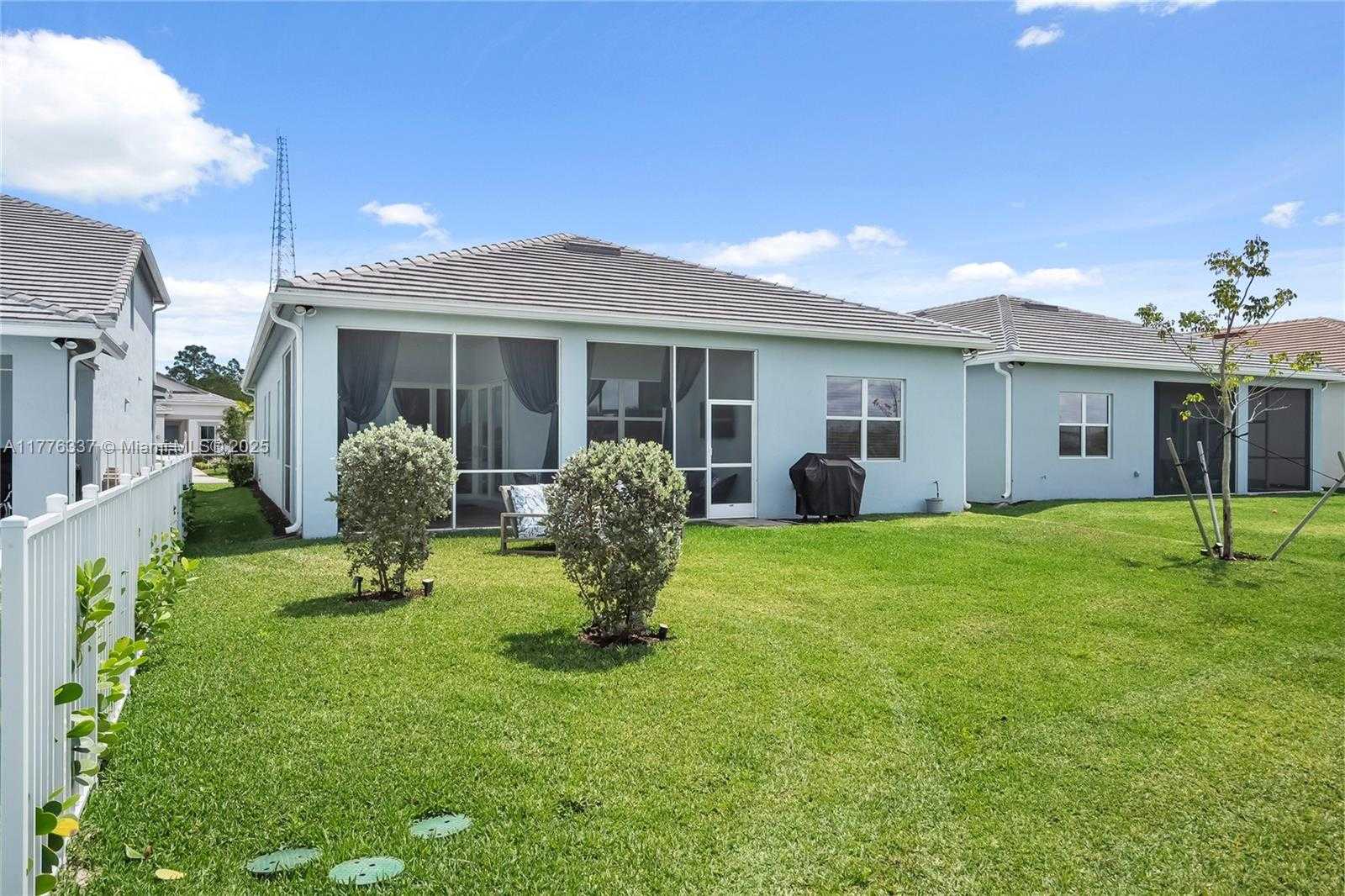 Small Image of 9734 SOUTH WEST MERIDIAN WAY, Stuart Number 37