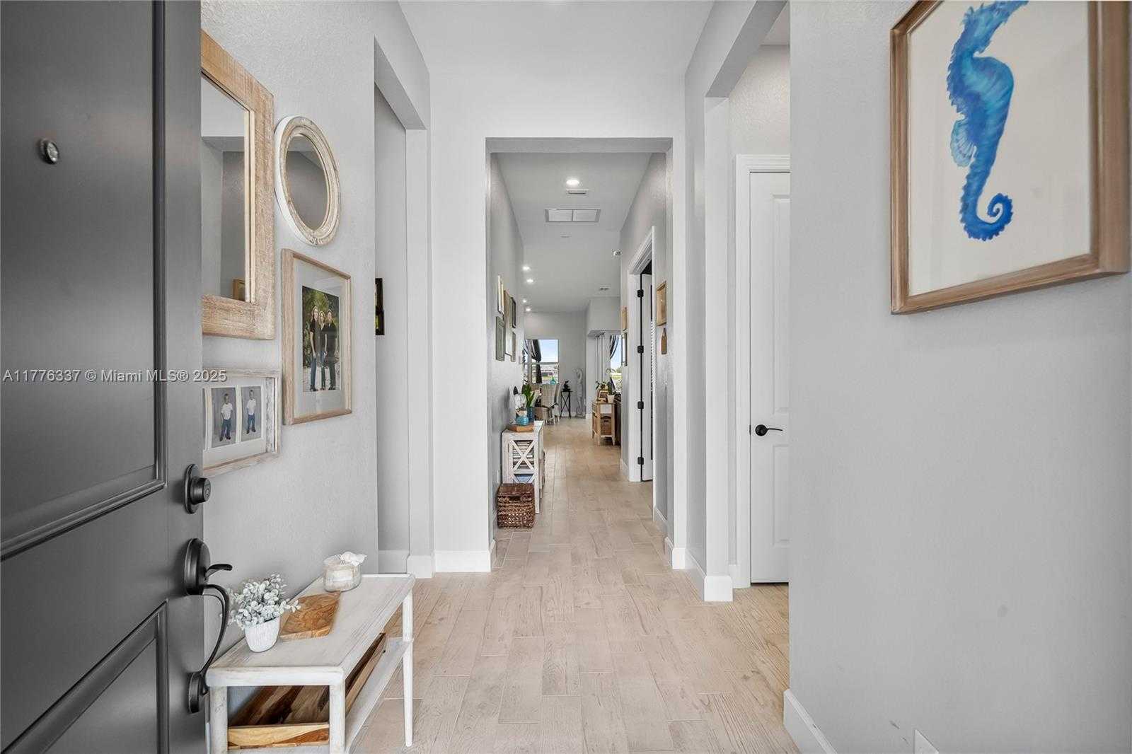 Small Image of 9734 SOUTH WEST MERIDIAN WAY, Stuart Number 5