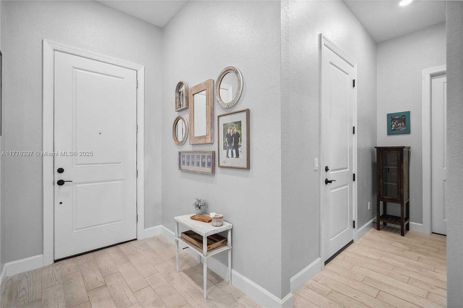 Small Image of 9734 SOUTH WEST MERIDIAN WAY, Stuart Number 6