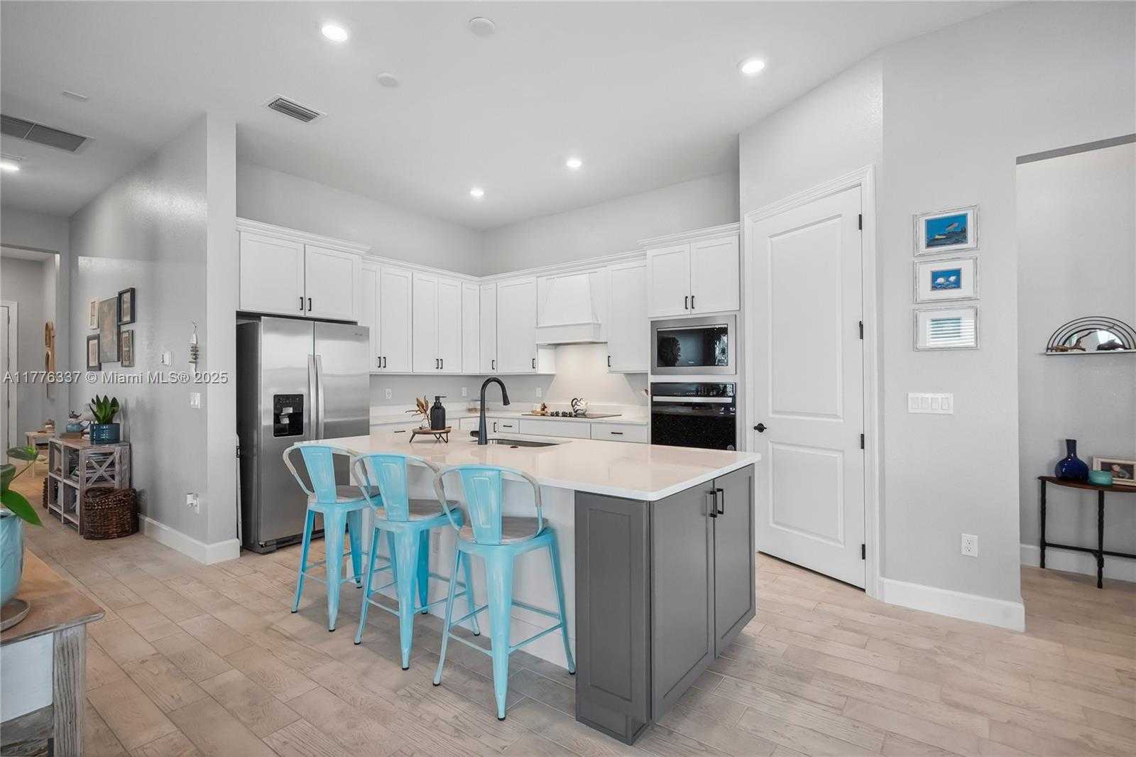 Small Image of 9734 SOUTH WEST MERIDIAN WAY, Stuart Number 7