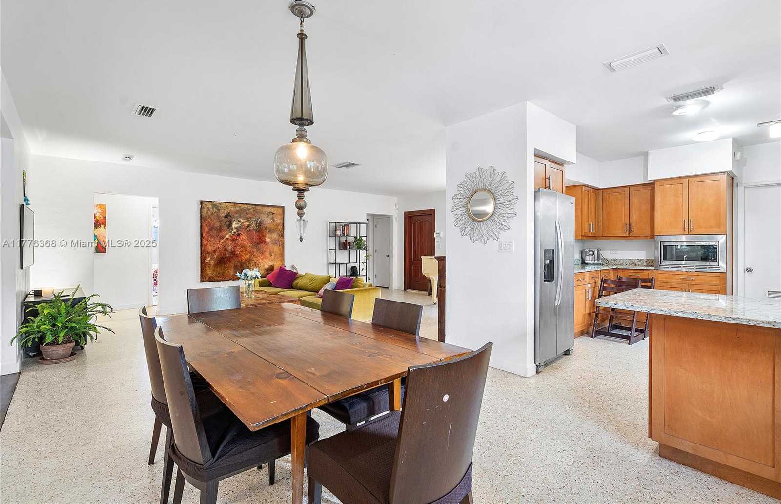 Small Image of 10619 NORTH EAST 10TH PL, Miami Shores Number 14