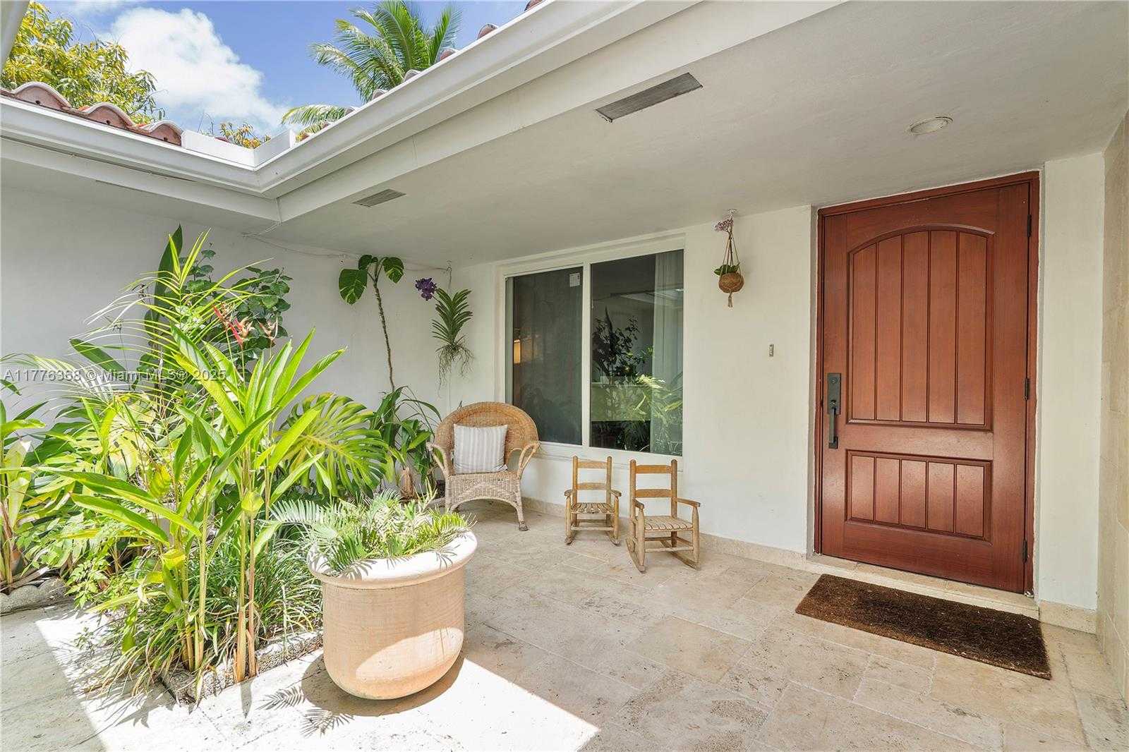 Small Image of 10619 NORTH EAST 10TH PL, Miami Shores Number 4