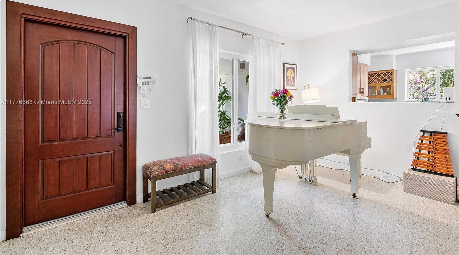 Small Image of 10619 NORTH EAST 10TH PL, Miami Shores Number 6