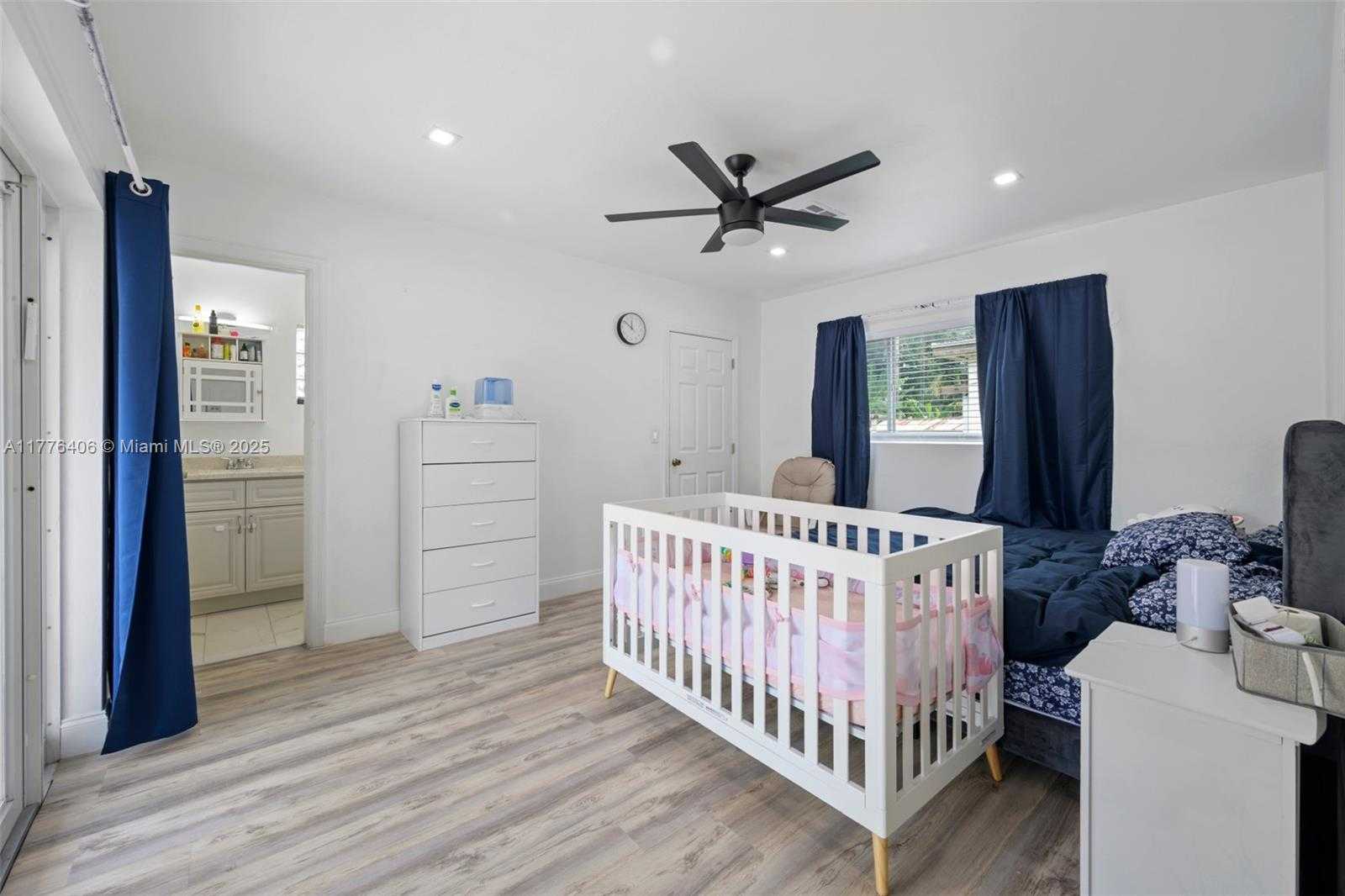 Small Image of 321 SOUTH WEST 11TH AVE, Hallandale Beach Number 12