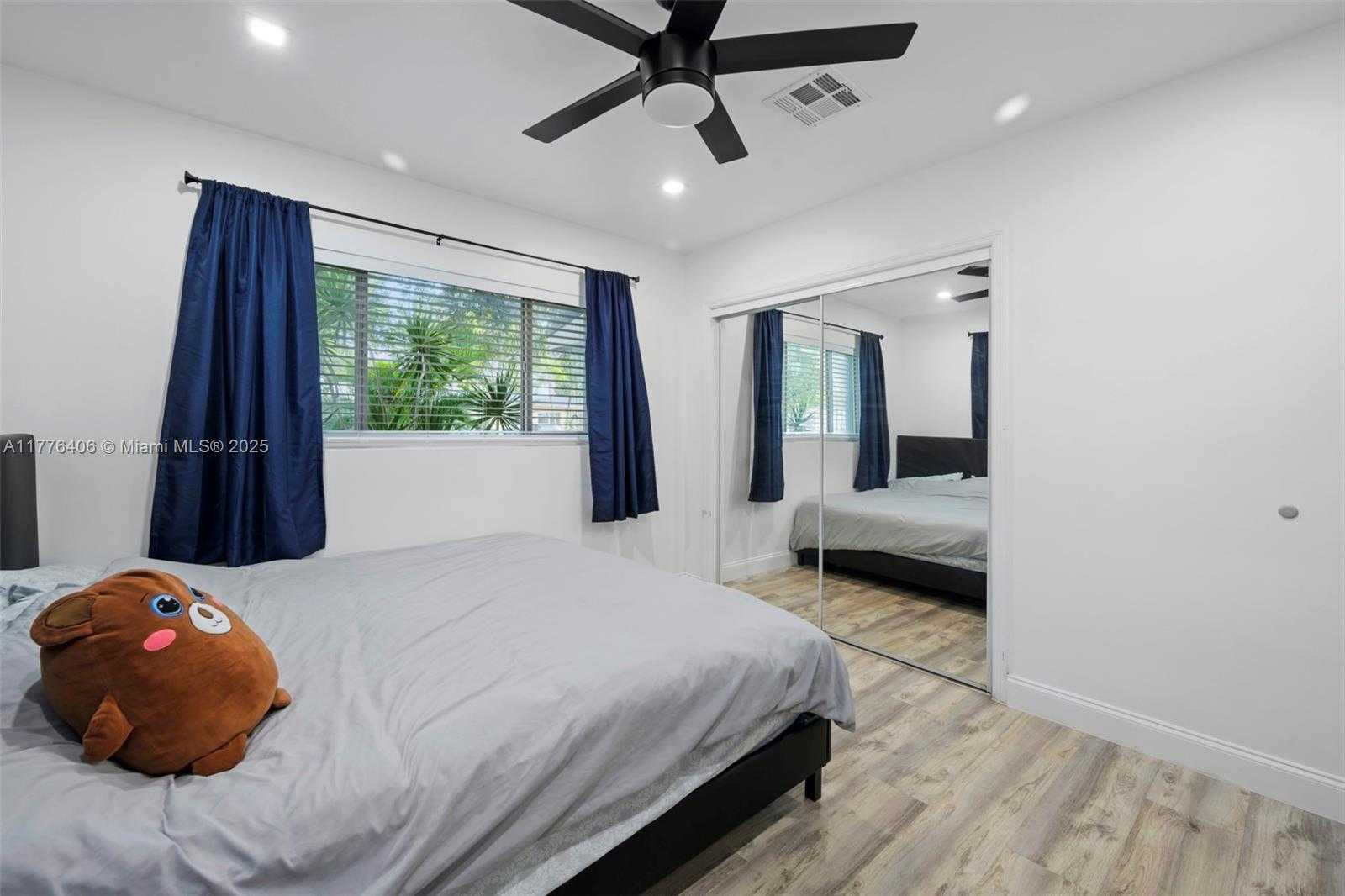 Small Image of 321 SOUTH WEST 11TH AVE, Hallandale Beach Number 18