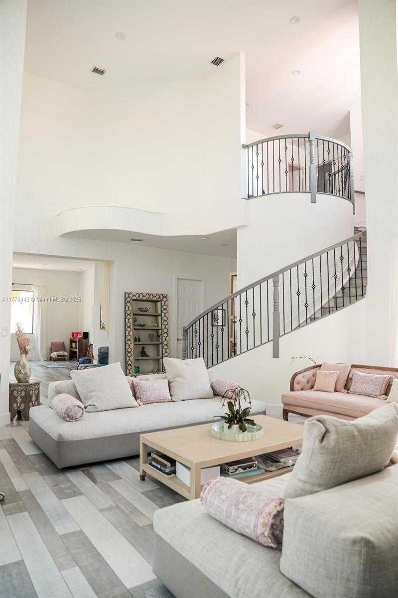Small Image of 19209 SOUTH WEST 80TH CT, Cutler Bay Number 12