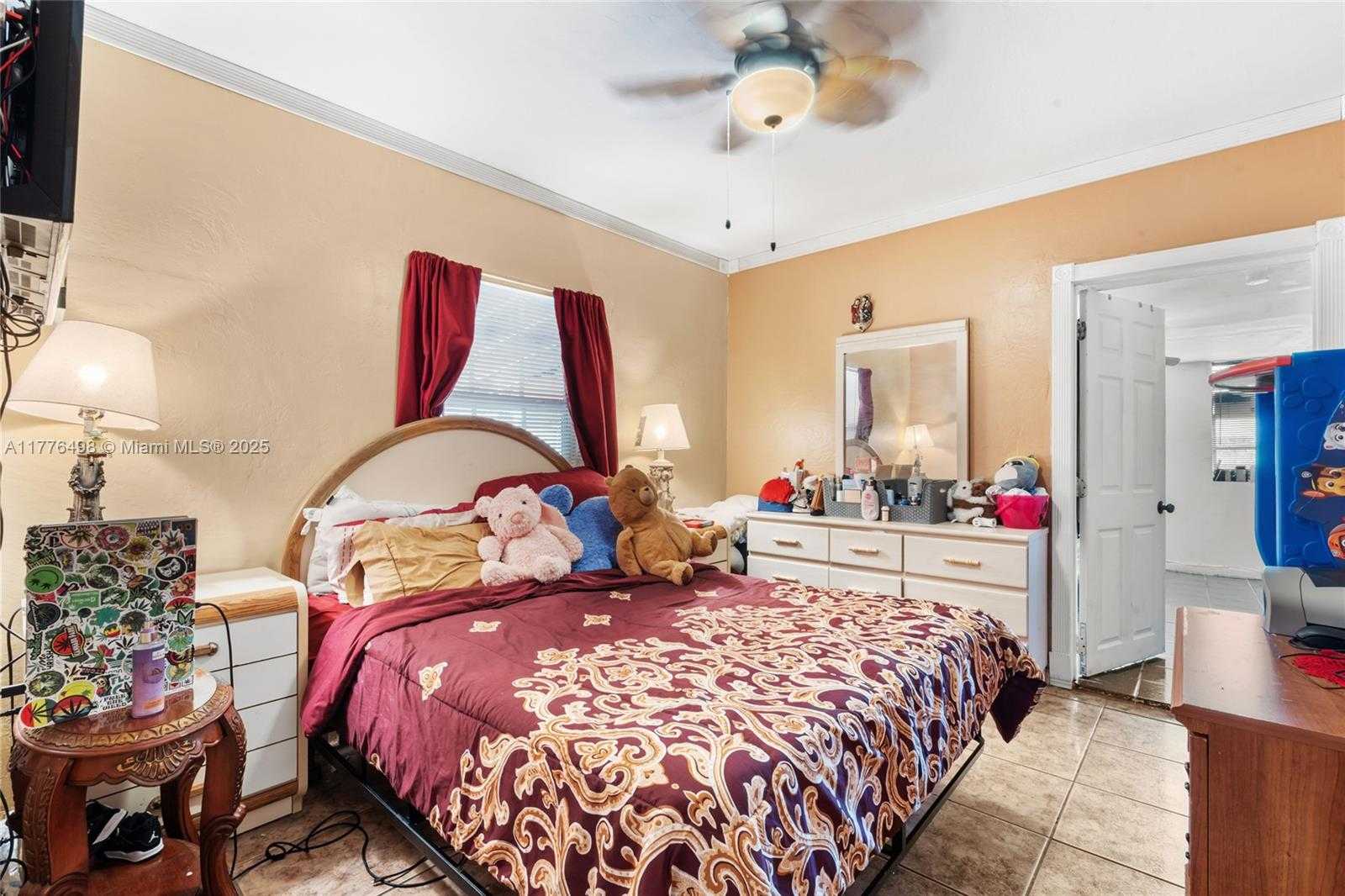 Small Image of 1223 NORTH EAST 182ND ST, North Miami Beach Number 11