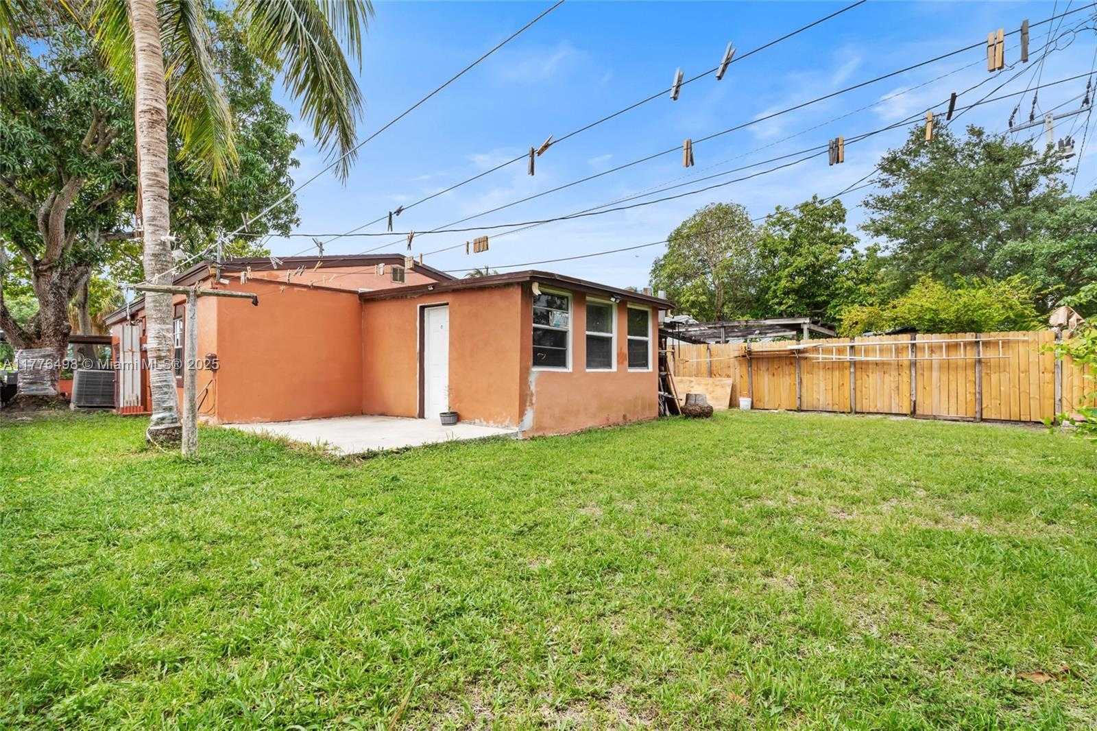 Small Image of 1223 NORTH EAST 182ND ST, North Miami Beach Number 15