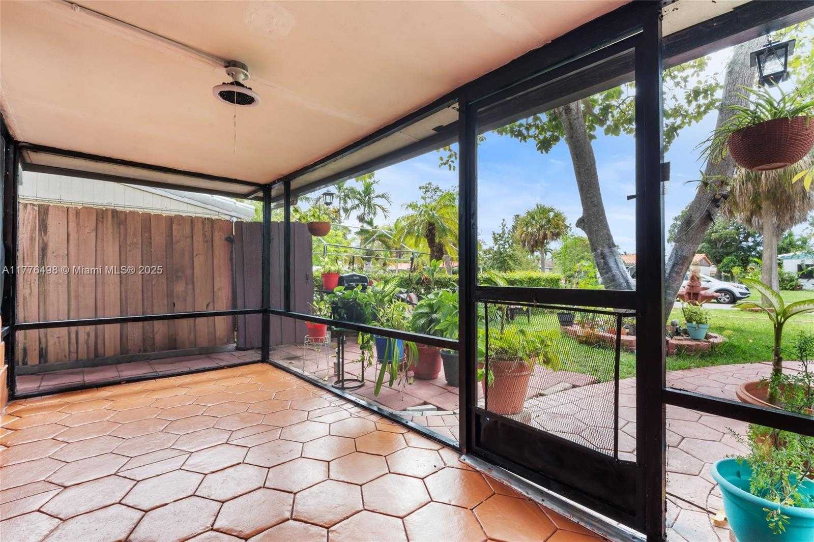 Small Image of 1223 NORTH EAST 182ND ST, North Miami Beach Number 2