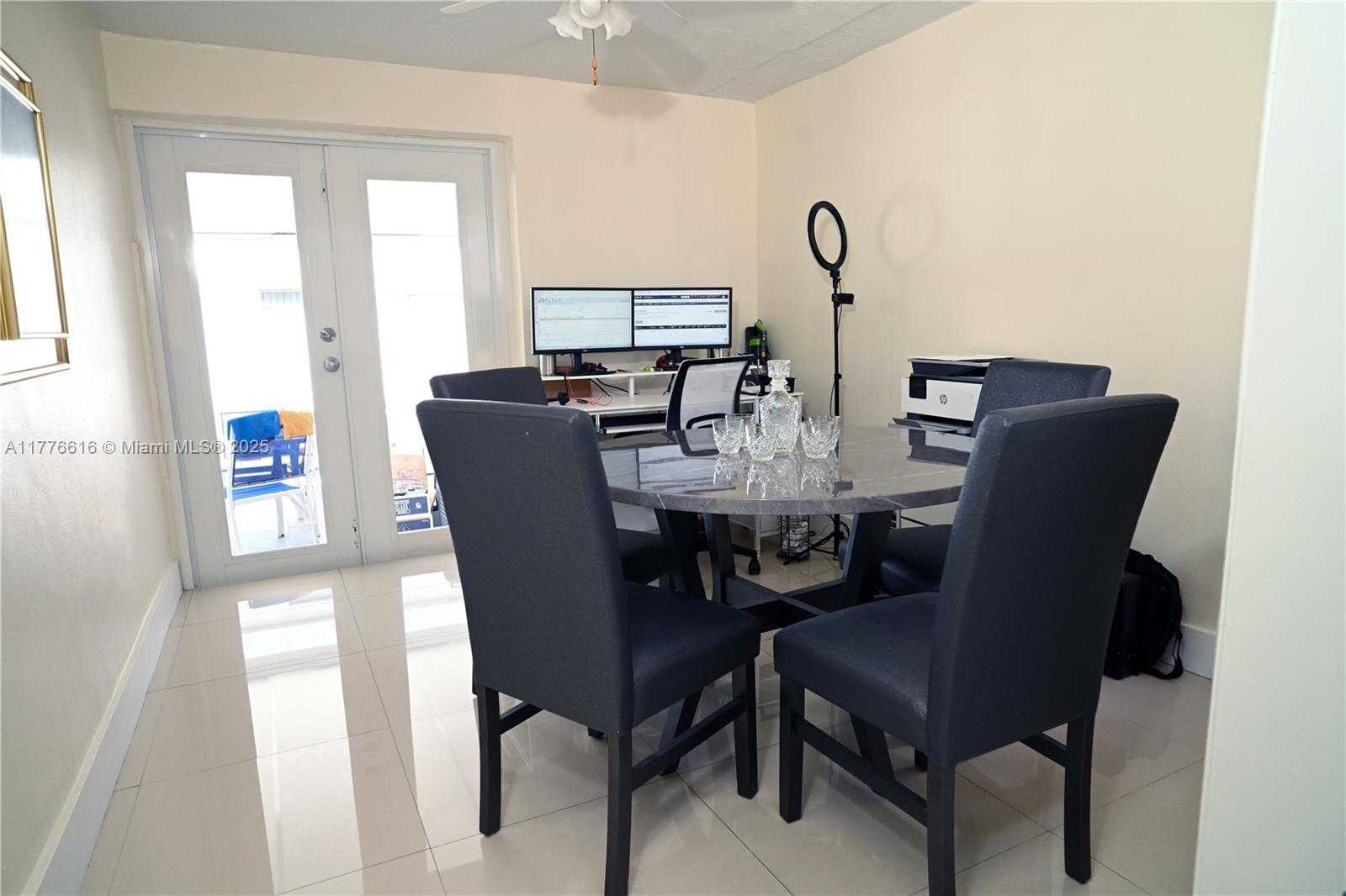 Small Image of 1417 WEST 40TH ST, Hialeah Number 12