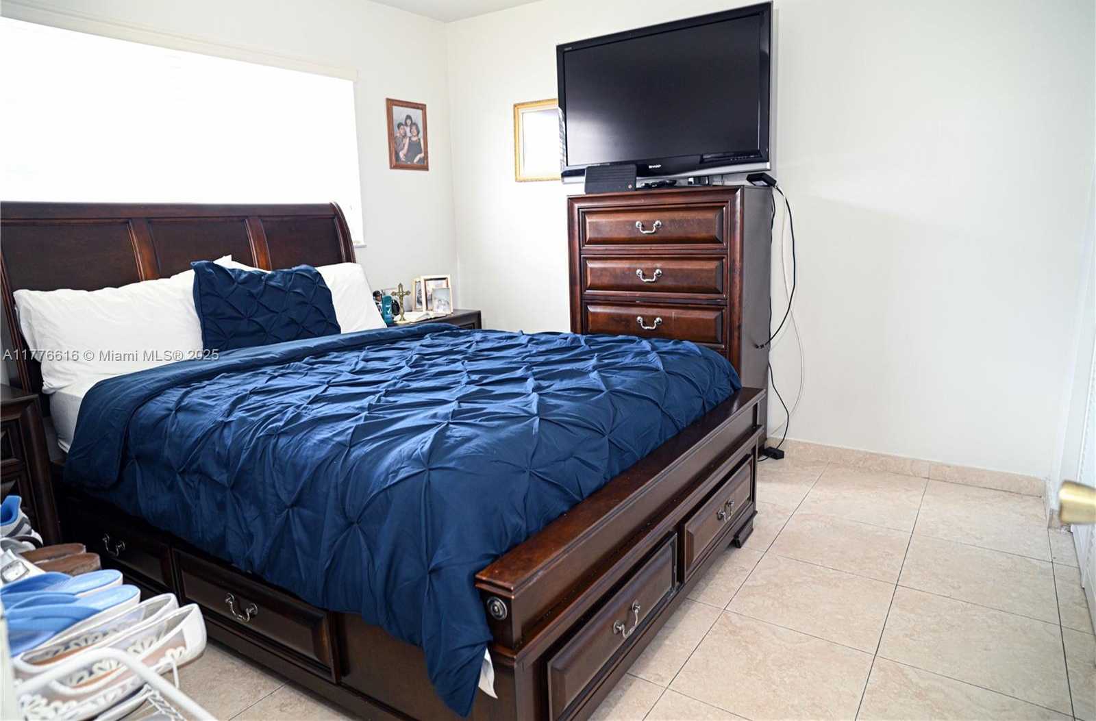 Small Image of 1417 WEST 40TH ST, Hialeah Number 7