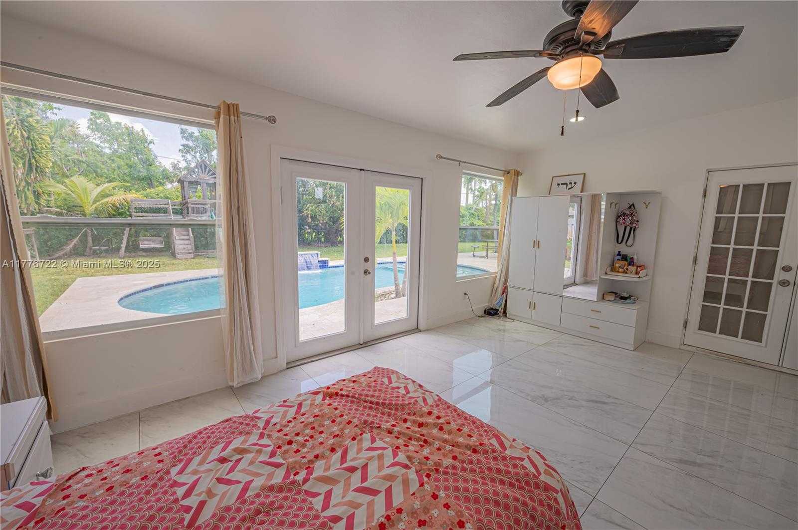Small Image of 1901 NORTH EAST 186TH DR, North Miami Beach Number 31