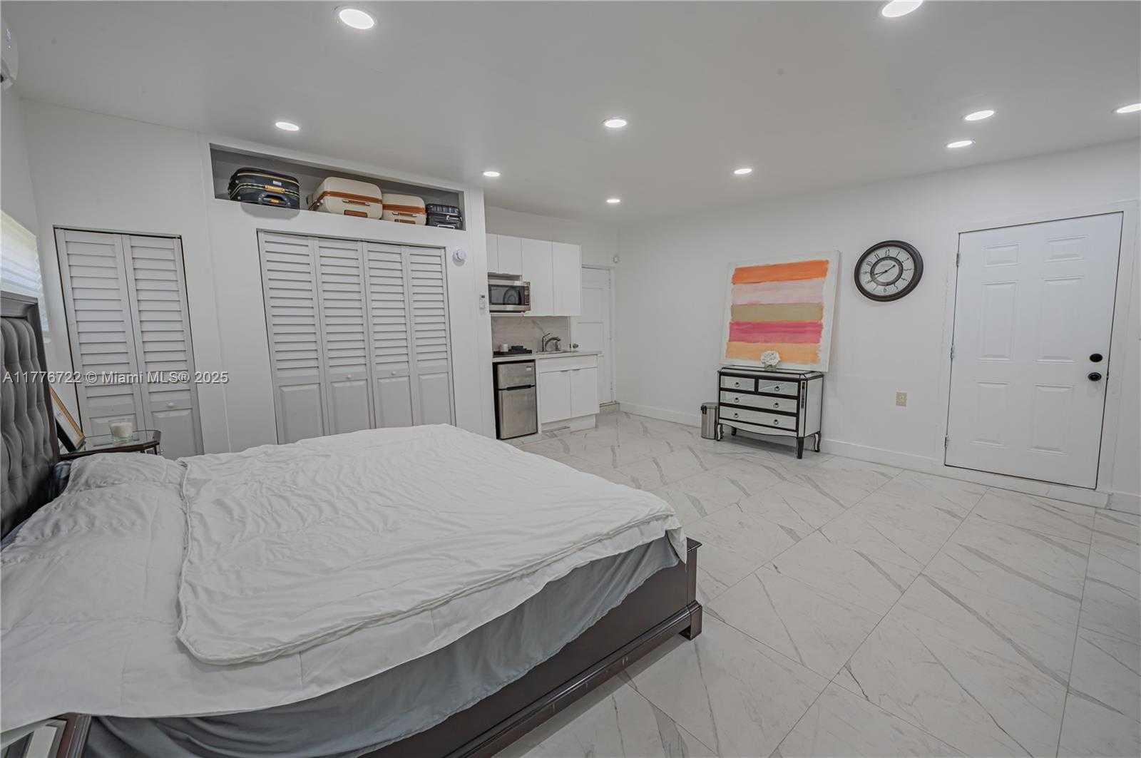 Small Image of 1901 NORTH EAST 186TH DR, North Miami Beach Number 32