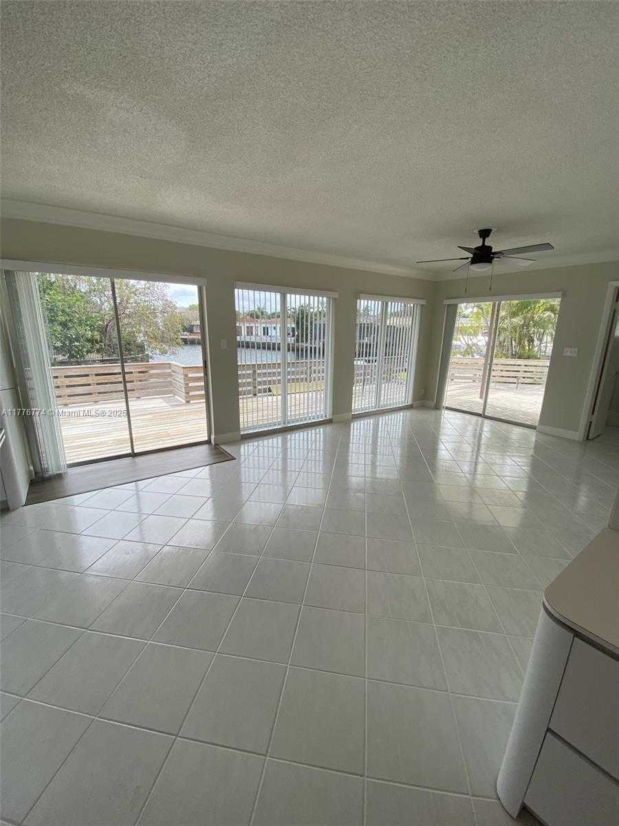 Small Image of 1601 NORTH 29TH AVE, Hollywood Number 12