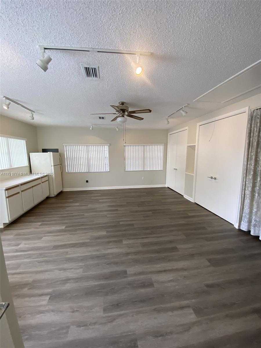 Small Image of 1601 NORTH 29TH AVE, Hollywood Number 44