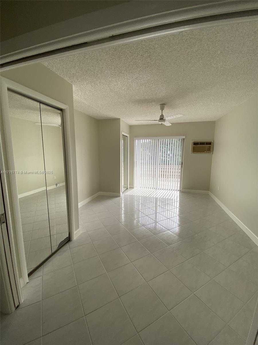 Small Image of 1601 NORTH 29TH AVE, Hollywood Number 74