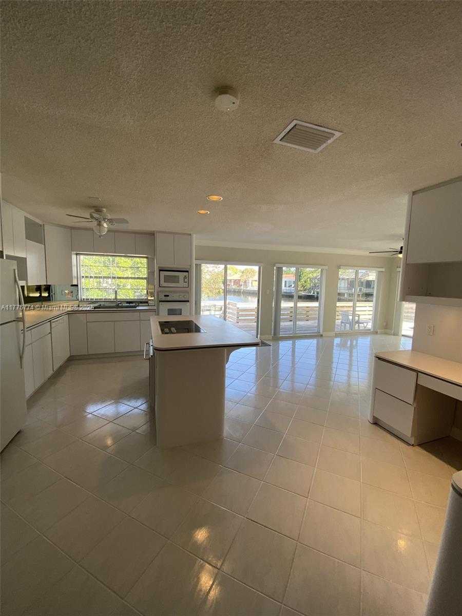 Small Image of 1601 NORTH 29TH AVE, Hollywood Number 83