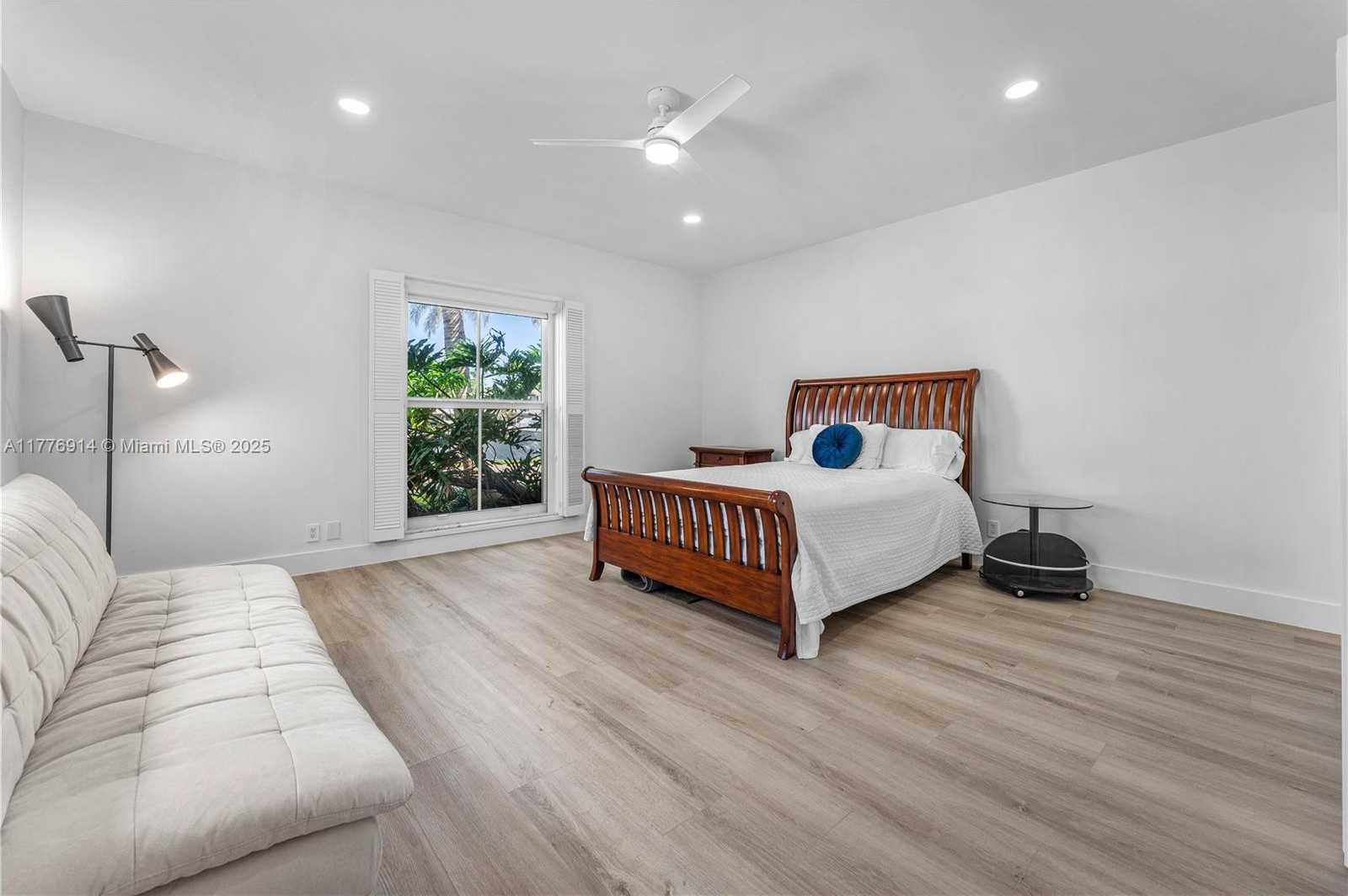 Small Image of 872 NORTH EAST 79, Boca Raton Number 17