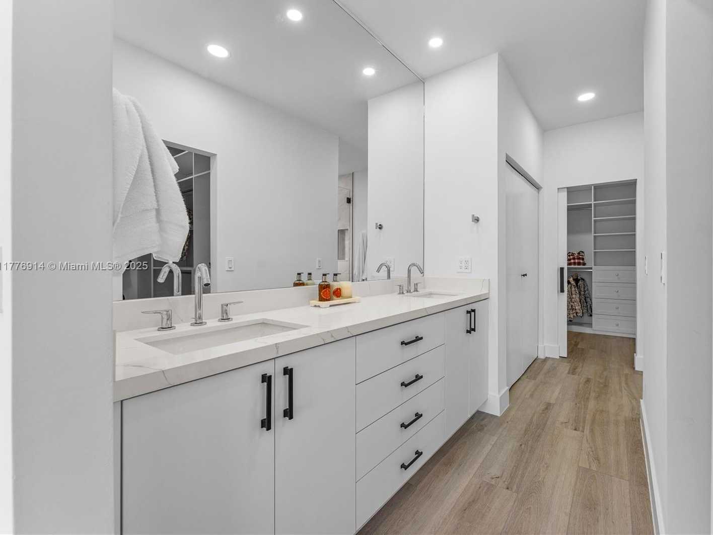Small Image of 872 NORTH EAST 79, Boca Raton Number 20
